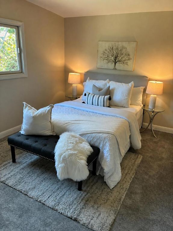 Image 5 of property listing at 2641 Holland Street, San Mateo, CA 94403