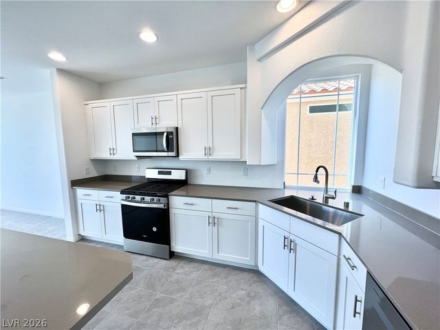 5420 Crossgates Avenue, Las Vegas, NV 89139