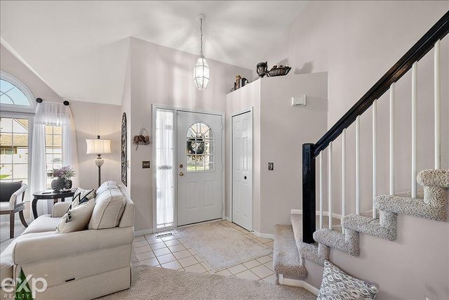 47213 Mission Valley W, Macomb Twp, MI 48042