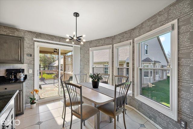 47213 Mission Valley W, Macomb Twp, MI 48042