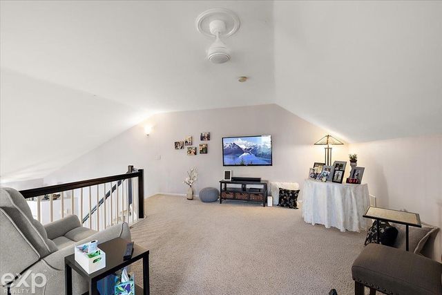 47213 Mission Valley W, Macomb Twp, MI 48042