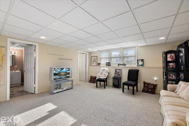 47213 Mission Valley W, Macomb Twp, MI 48042