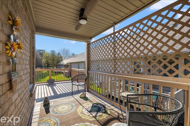 47213 Mission Valley W, Macomb Twp, MI 48042