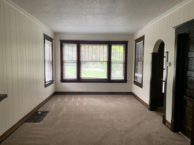 619 N 18th Avenue E, Duluth, MN 55812