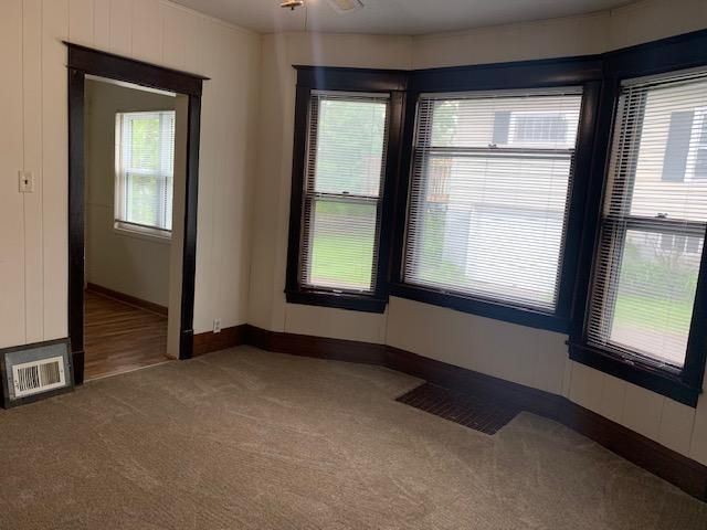 619 N 18th Avenue E, Duluth, MN 55812