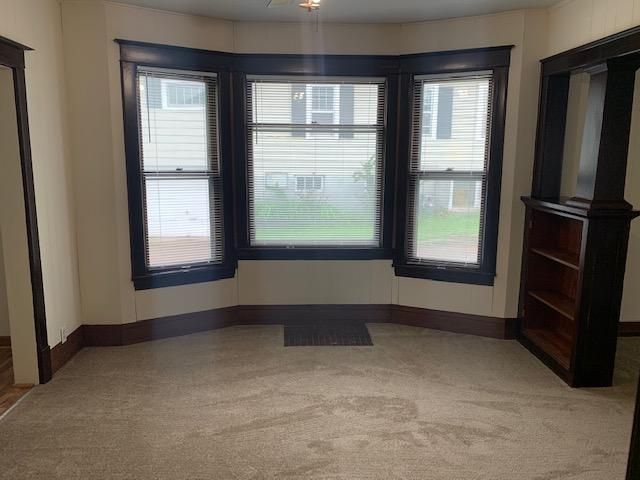 619 N 18th Avenue E, Duluth, MN 55812