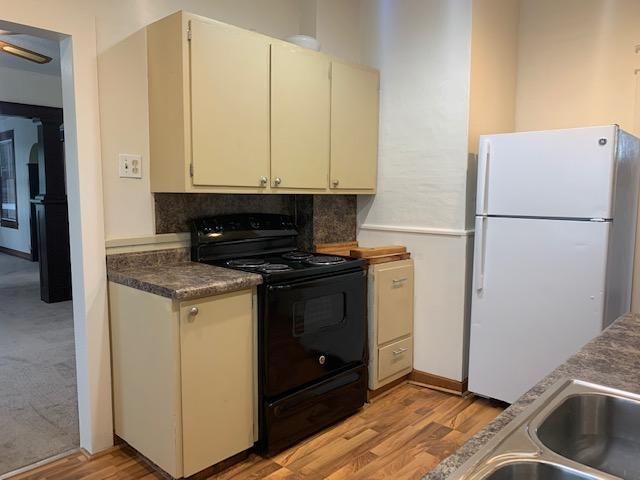 619 N 18th Avenue E, Duluth, MN 55812