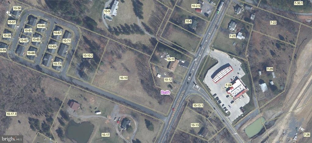 2218 VALLEY ROAD, Berkeley Springs, WV 25411