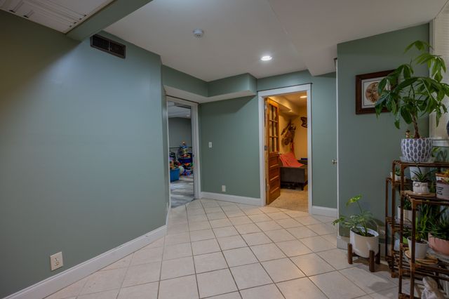 408 Newman Dr, Clarksville, TN 37042