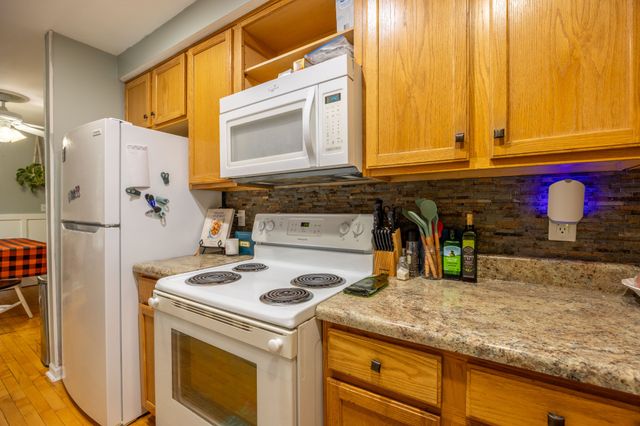 408 Newman Dr, Clarksville, TN 37042