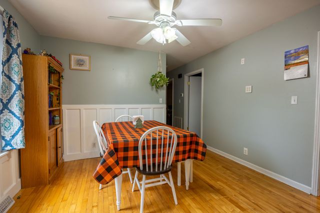 408 Newman Dr, Clarksville, TN 37042