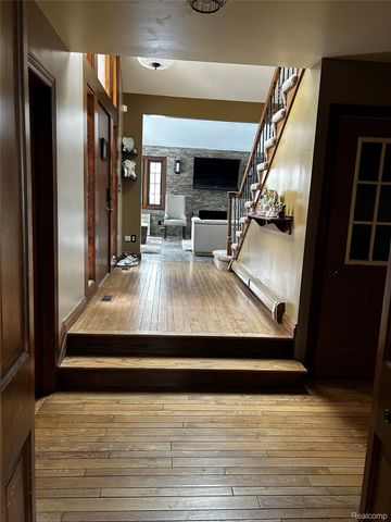 24609 Delwood Street, Harrison Charter Township, MI 48045