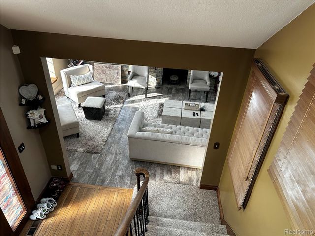 24609 Delwood Street, Harrison Charter Township, MI 48045