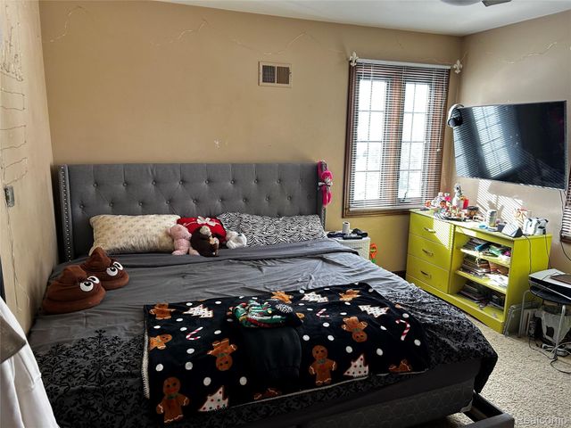 24609 Delwood Street, Harrison Charter Township, MI 48045