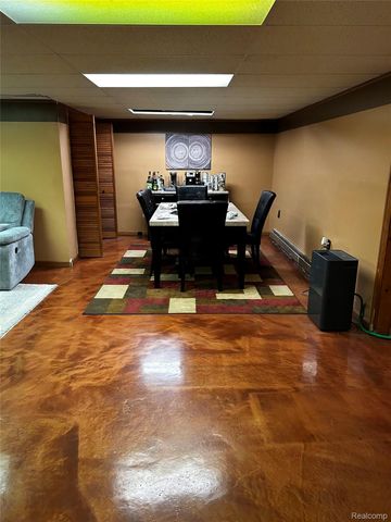 24609 Delwood Street, Harrison Charter Township, MI 48045