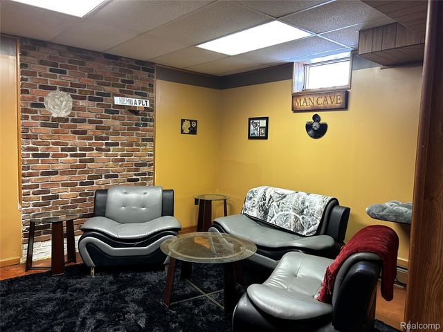 24609 Delwood Street, Harrison Charter Township, MI 48045