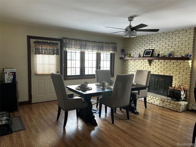 24609 Delwood Street, Harrison Charter Township, MI 48045