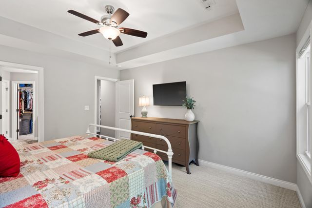 6077 E LOCUST GROVE DR, Columbia, MO 65202