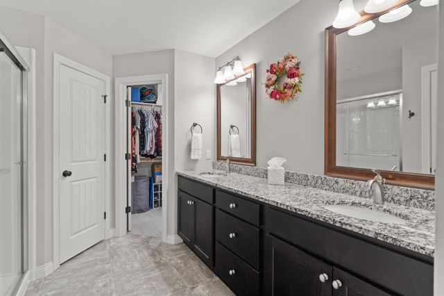 6077 E LOCUST GROVE DR, Columbia, MO 65202