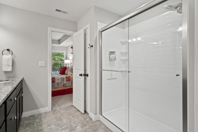 6077 E LOCUST GROVE DR, Columbia, MO 65202