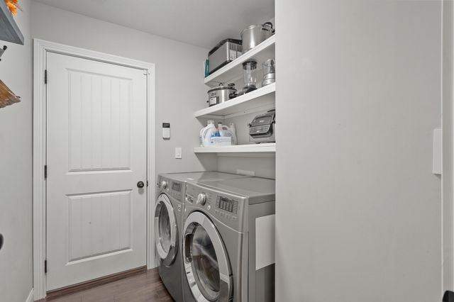 6077 E LOCUST GROVE DR, Columbia, MO 65202