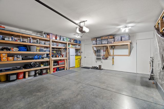 6077 E LOCUST GROVE DR, Columbia, MO 65202