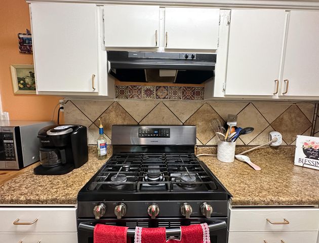 470 N Bates Avenue, Dinuba, CA 93618