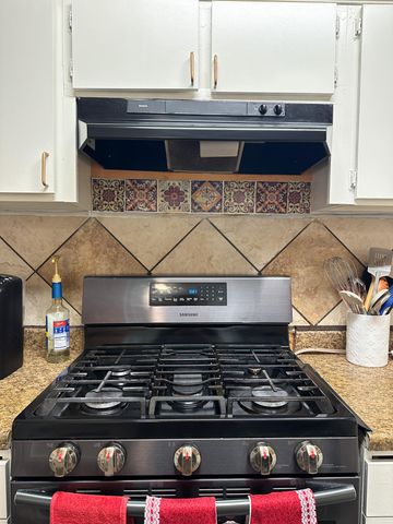 470 N Bates Avenue, Dinuba, CA 93618