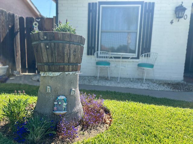 470 N Bates Avenue, Dinuba, CA 93618