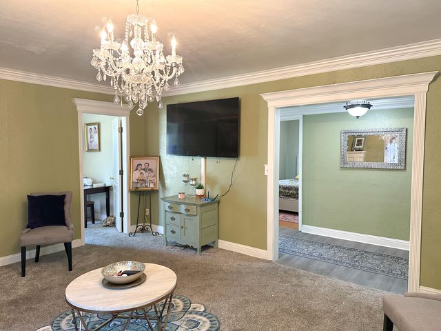 470 N Bates Avenue, Dinuba, CA 93618