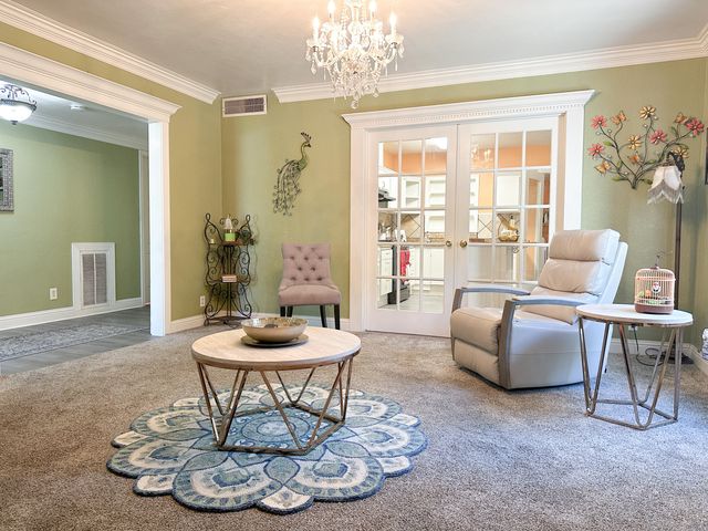 470 N Bates Avenue, Dinuba, CA 93618