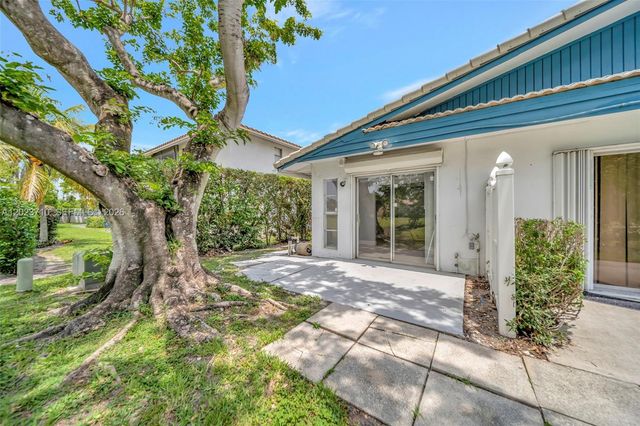 11640 NW 39th St 8, Coral Springs, FL 33065