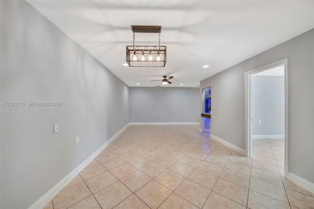 11640 NW 39th St 8, Coral Springs, FL 33065