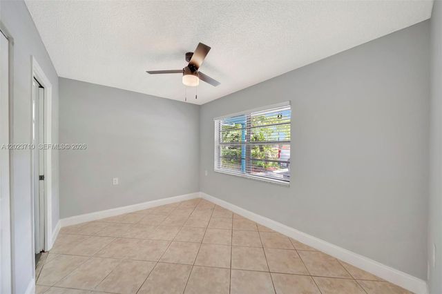 11640 NW 39th St 8, Coral Springs, FL 33065