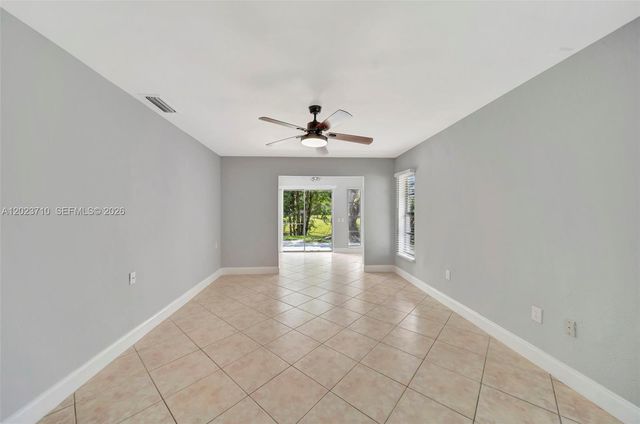 11640 NW 39th St 8, Coral Springs, FL 33065