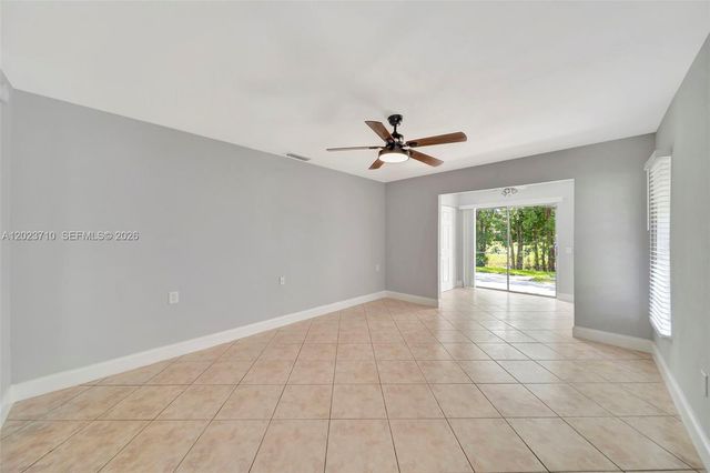 11640 NW 39th St 8, Coral Springs, FL 33065