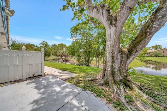 11640 NW 39th St 8, Coral Springs, FL 33065