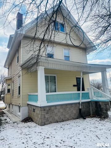 1820 W BRADLEY Avenue, Peoria, IL 61606