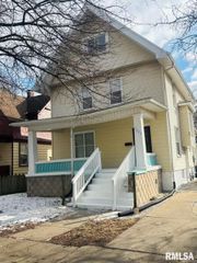 1820 W BRADLEY Avenue, Peoria, IL 61606