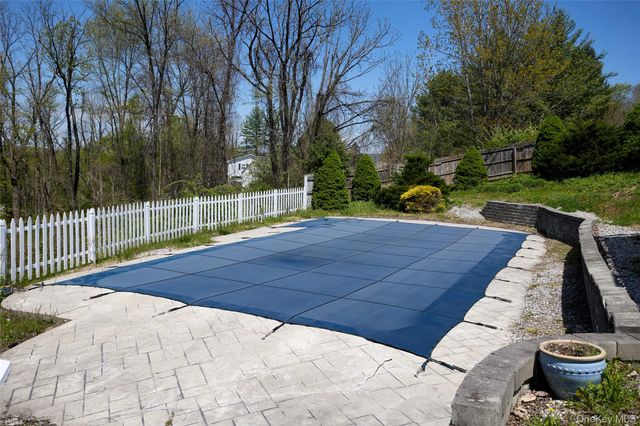 68 Brill Lane, Poughquag, NY 12570