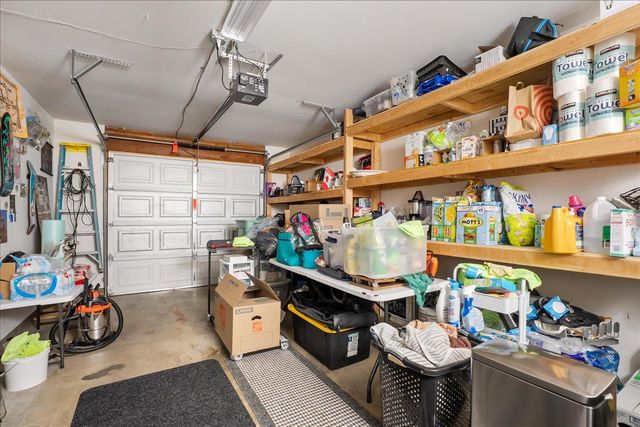 7999 La Riviera Dr, Sacramento, CA 95826