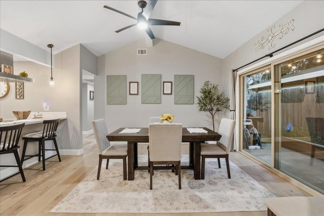 7999 La Riviera Dr, Sacramento, CA 95826