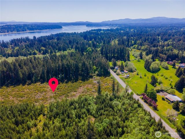 8600 Steamboat Island Road NW, Olympia, WA 98502