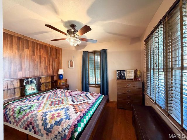 6237 State Road B, Hillsboro, MO 63050