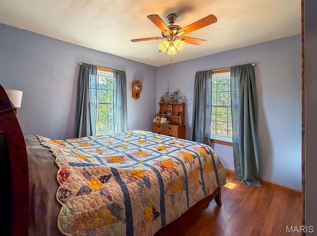 6237 State Road B, Hillsboro, MO 63050