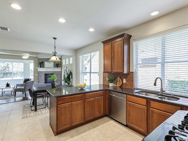 248 Burnswick Isles Way, Frisco, TX 75036