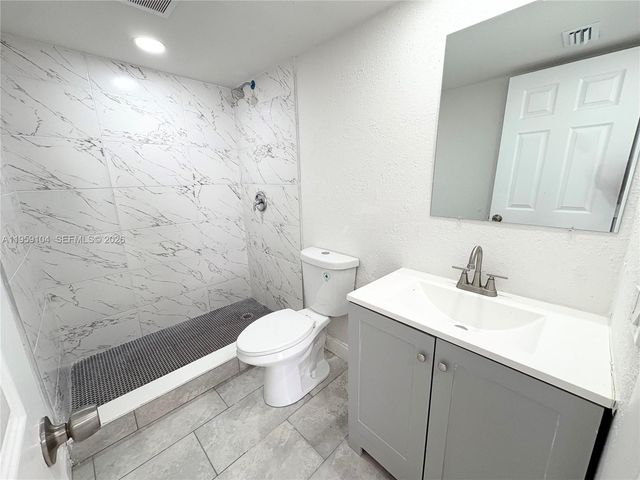 4119 Woodside Dr 1, Coral Springs, FL 33065