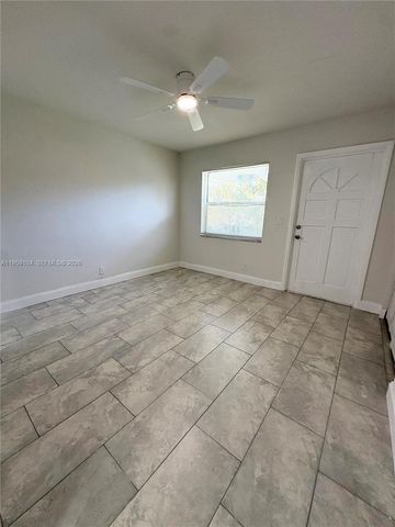 4119 Woodside Dr 1, Coral Springs, FL 33065