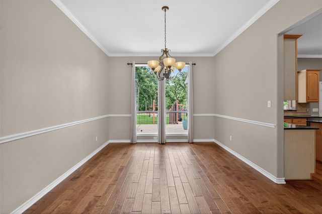 2409 Summer Court, Arlington, TX 76001