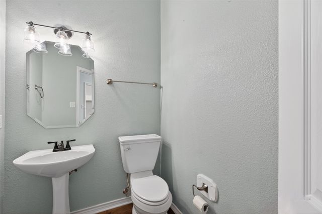 2409 Summer Court, Arlington, TX 76001